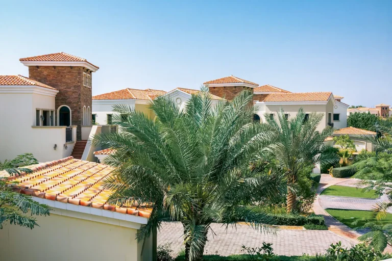 Dubai Leasehold Areas: What Tenants & Buyers Must Know